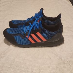 Adidas Men' Black and Blue Sneakers